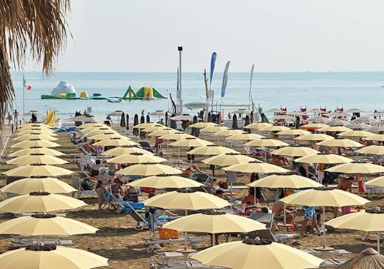 Hotel Biancospino Ρίμινι Εξωτερικό φωτογραφία